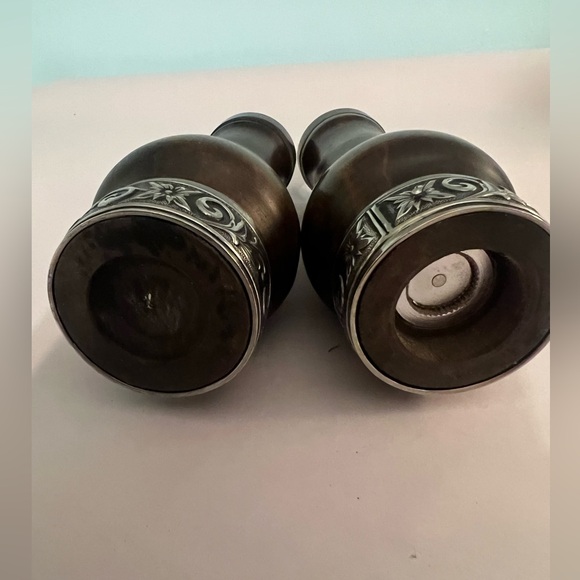 Vintage Wood & Pewter Salt Shaker and Pepper Shaker. - Picture 2 of 4